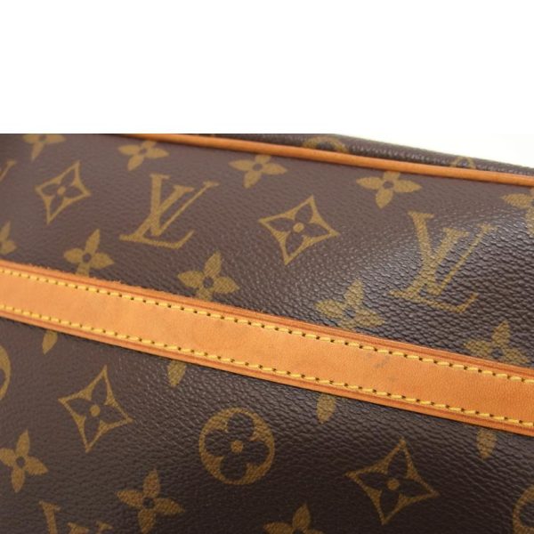 72908 8 Louis Vuitton Trocadero 27 Crossbody Bag Monogram Brown