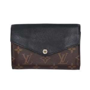 72936 1 Louis Vuitton District Graphite Bag