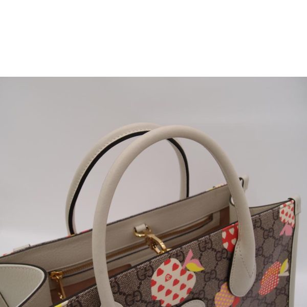 73041 4 Gucci GG Supreme Les Pommes Small Tote Bag Beige