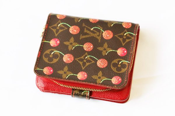 7318 2 Louis Vuitton Compact Zip Monogram Wallet