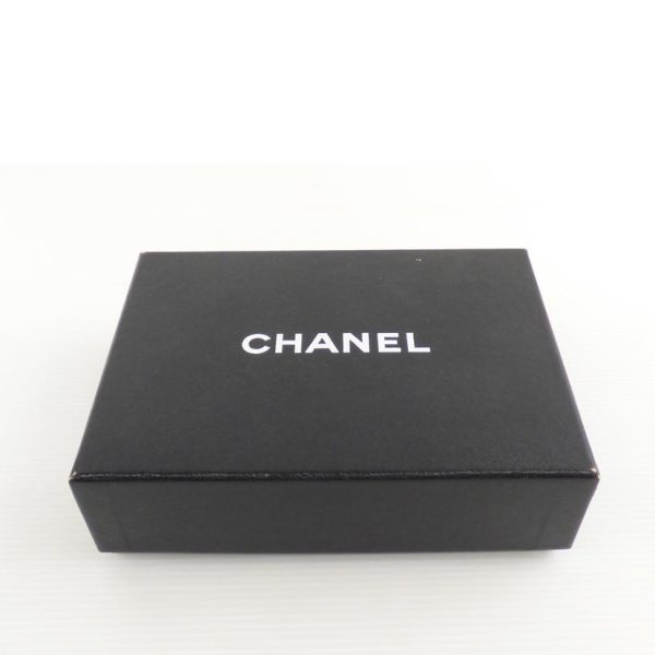 74297 8 Chanel Caviar Skin 2 Fold Wallet