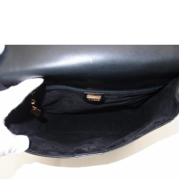 74915 5 Gucci Old Gucci Leather Shoulder Bag Black