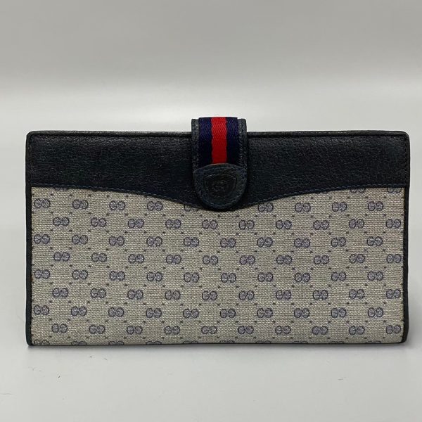 760k759 33174 1 Gucci Vintage Sherry Line GG Logo Leather Bifold Wallet Navy