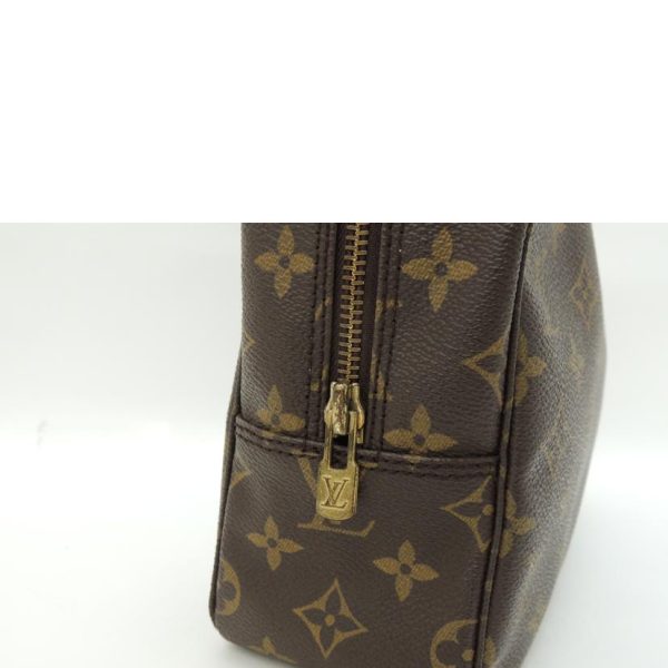 76454 5 Louis Vuitton Toiletry Pouch 28 Monogram