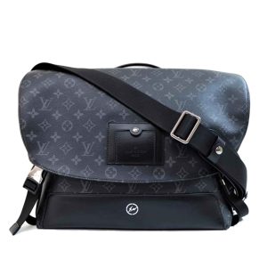 76774 1 Louis Vuitton Keepall Epi Leather Duffle Bag