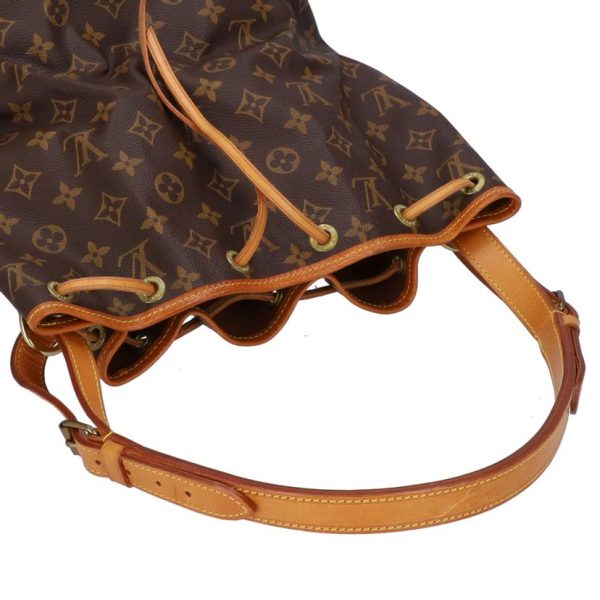 76872 4 Louis Vuitton Petit Noe Shoulder Bag Monogram Brown