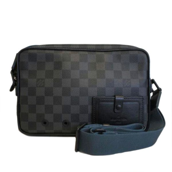 78128 1 Louis Vuitton Alpha Messenger Messenger Bag Graphite