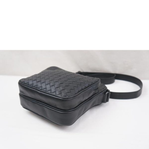 78893 4 BOTTEGA VENETA Intrecciato Shoulder Bag