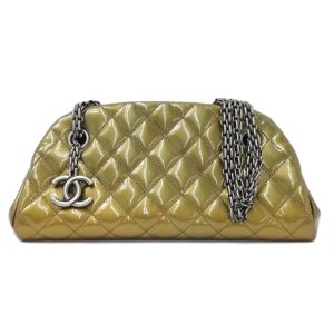 79689 1 Chanel Matelasse Chain Shoulder Bag