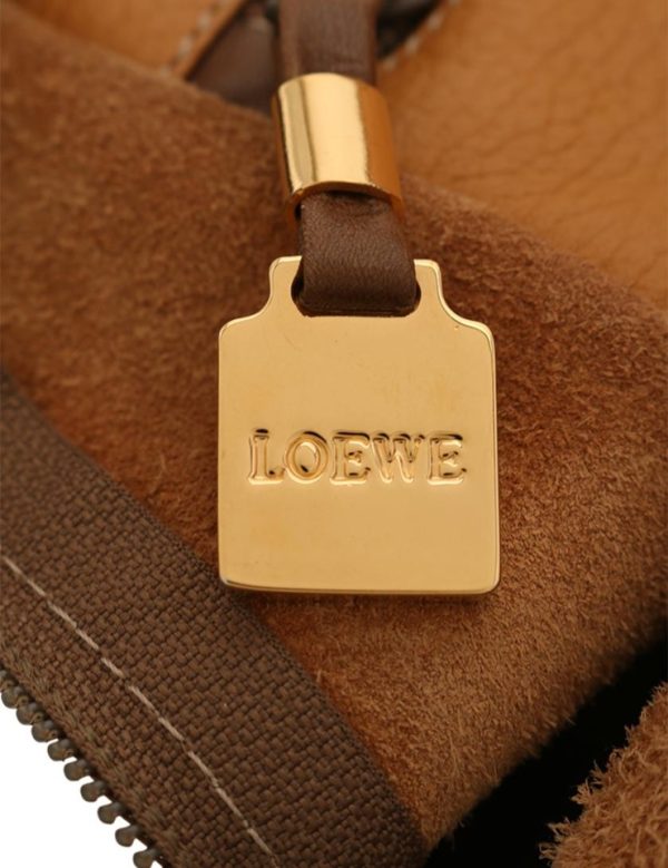 811091007128 6 Loewe Amazona Leather Handbag Brown Camel