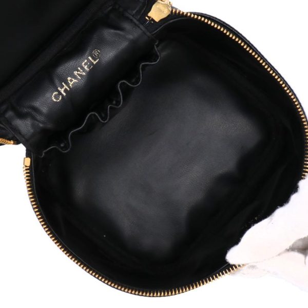 81157 5 Chanel Vanity Bag Caviar Skin Black