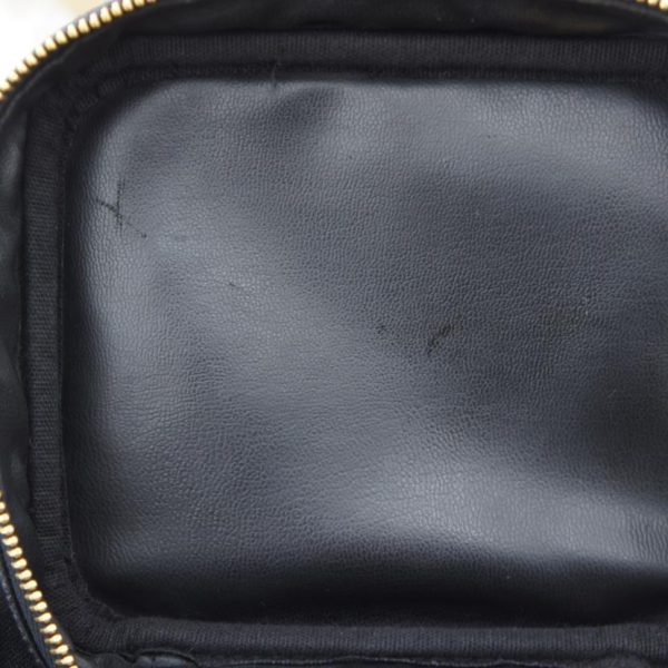 81157 6 Chanel Vanity Bag Caviar Skin Black