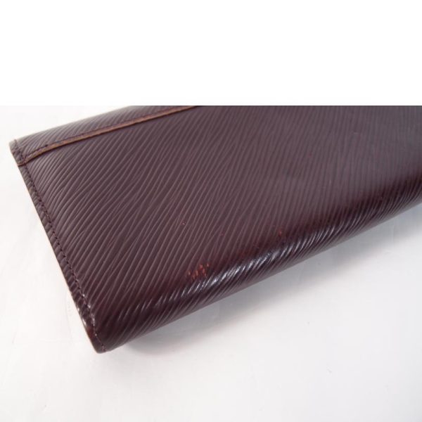 81344 7 Louis Vuitton Twist Wallet Epi