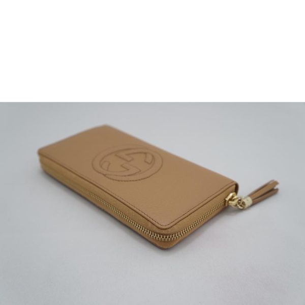 81666 3 Gucci Soho Interlocking Round Zipper Wallet