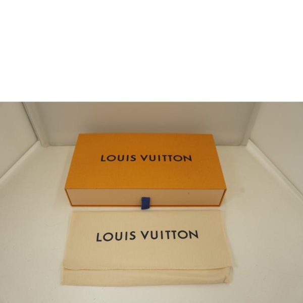 82054 8 Louis Vuitton Zippy Wallet Monogram