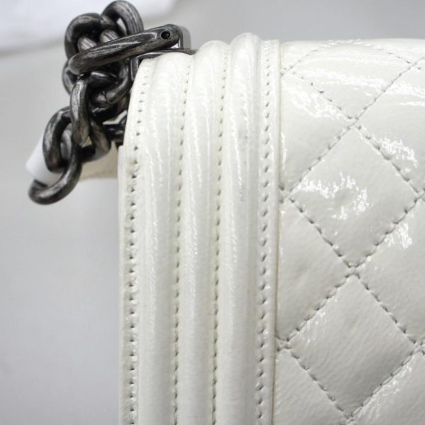 82611 8 Chanel Boy Chanel Matelassé Chain Shoulder Bag White