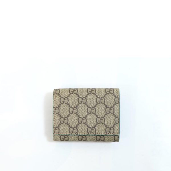 84877 2 Gucci Gg Supreme Gg Detail Compact Wallet Grey