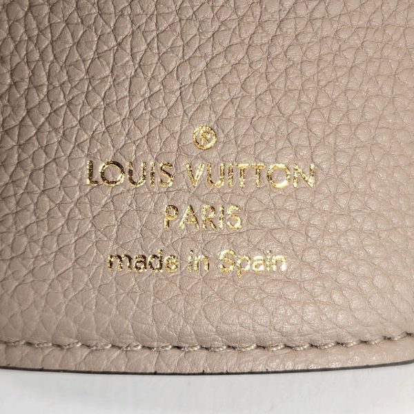 866 9 Louis Vuitton Portefeuille Lock Wallet Leather Greige