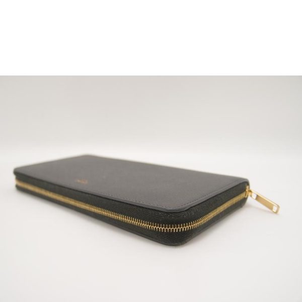 86805 3 Celine Large Round Leather Zipped Wallet