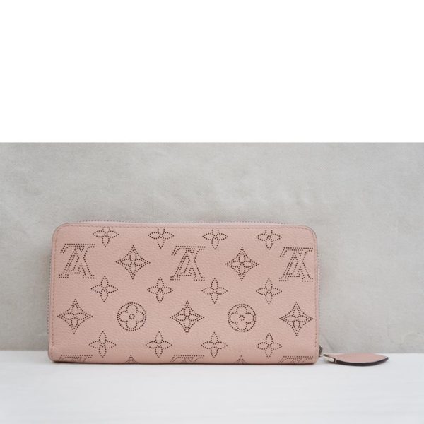 88208 2 Louis Vuitton Zippy Wallet Mahina Magnolia