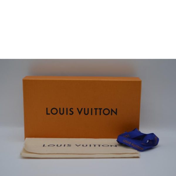 89870 10 Louis Vuitton Capucines Taurillon Wallet Brown