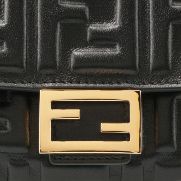 8m0251aajd 3 FENDI Baguette Long Wallet