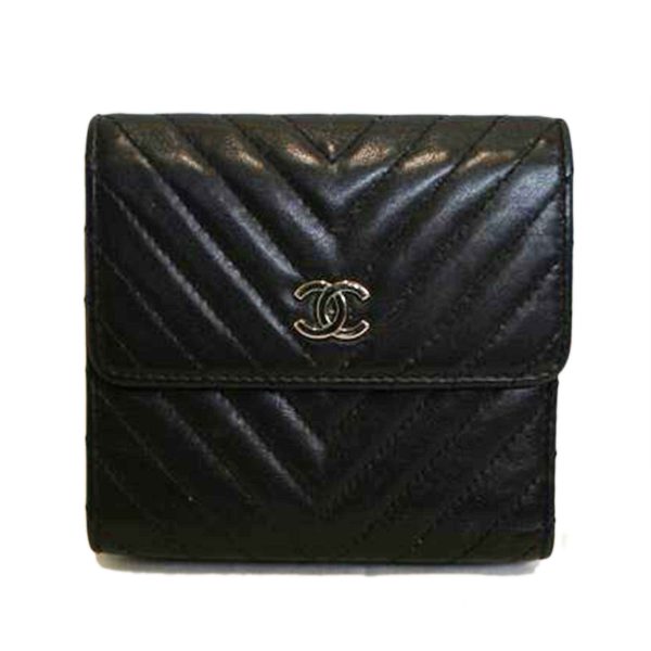 90089 1 Chanel V Stitch Quilting Wallet