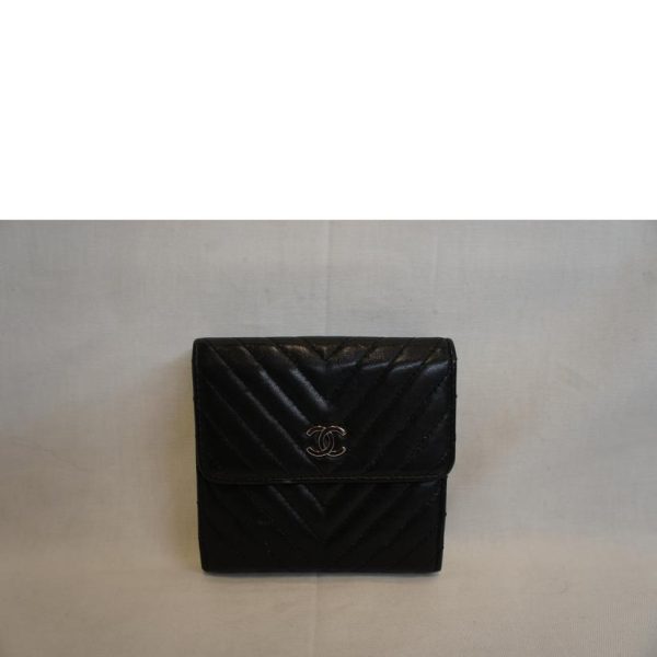 90089 2 Chanel V Stitch Quilting Wallet