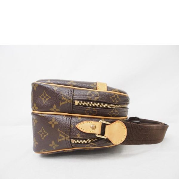 90196 3 Louis Vuitton Reporter PM Shoulder Bag Monogram