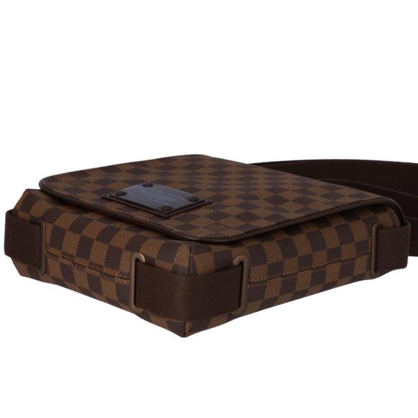 90759 3 Louis Vuitton Brooklyn PM Damier Body Bag Brown