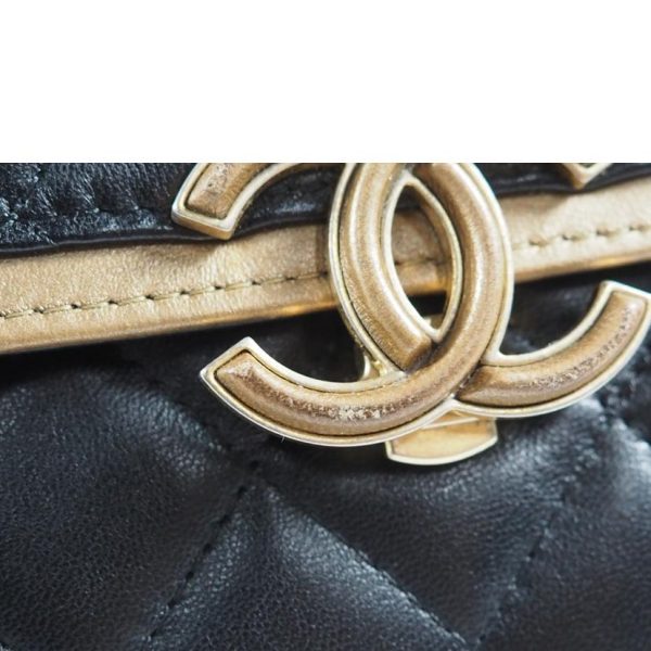 90941 8 Chanel Coco Clip Flap Matelasse Black