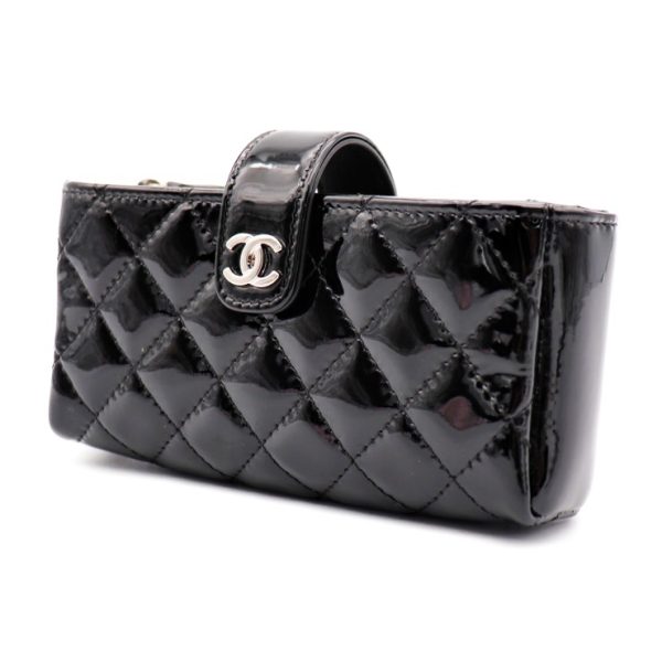 913023007137 2 Chanel Matelasse Pouch Patent Black Multi Case