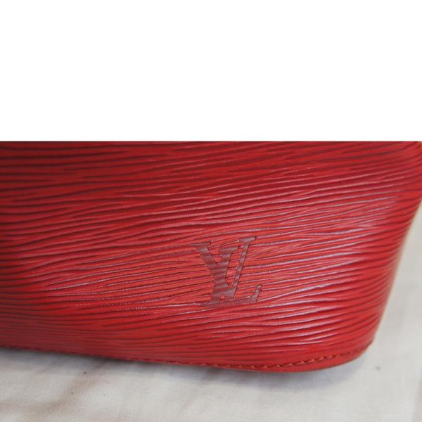 91895 5 Louis Vuitton Petinoe Epi Bag Red