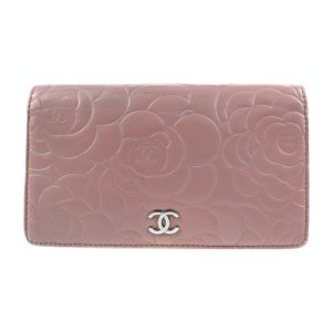 920121001039 1 Louis Vuitton Magenta Monogram Vernis Clémence Wallet