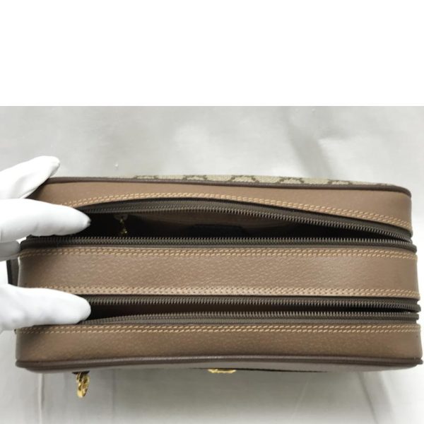 93405 5 Gucci GG Supreme Shoulder Bag