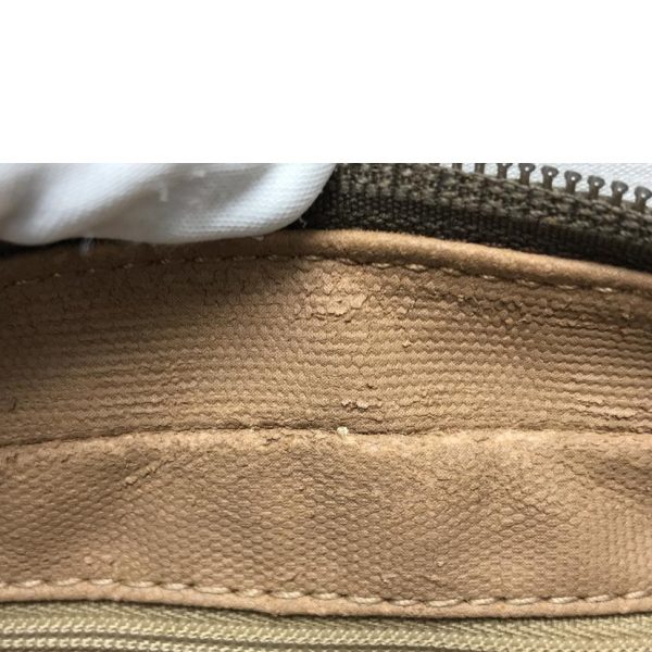 93405 6 Gucci GG Supreme Shoulder Bag