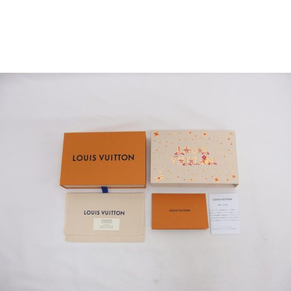 94016 6 Louis Vuitton Bifold Taurillon Wallet Black