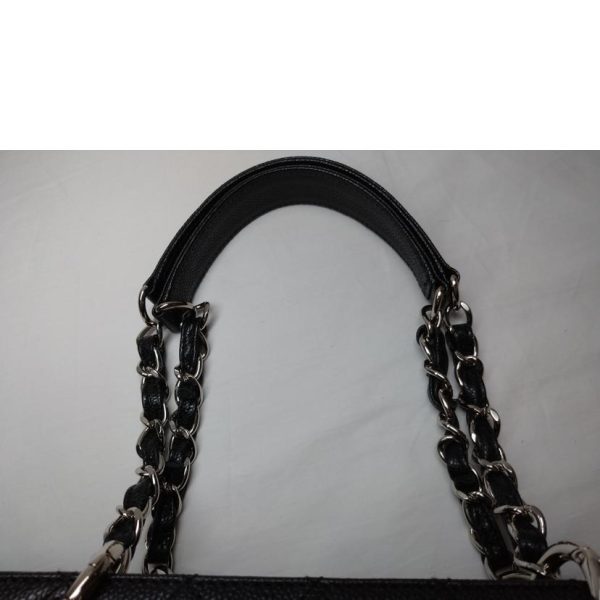 95864 6 Chanel Chain Matelassé Tote Bag Caviar Skin