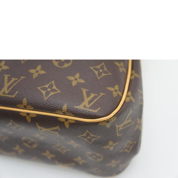 96002 7 Louis Vuitton Batignolles Horizontal Bag Monogram