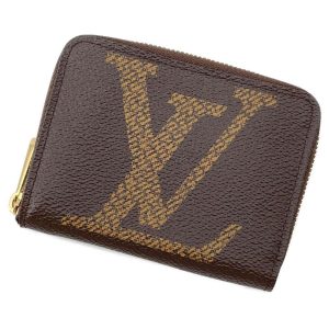 9606661 01 Louis Vuitton Monogram Alma Bag