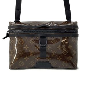 9684102 01 Louis Vuitton Monogram Canvas Estrella MM