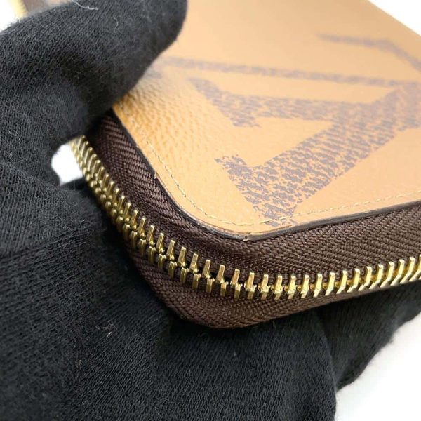 9687677 06 Louis Vuitton Zippy Wallet Monogram Reverse Giant Black