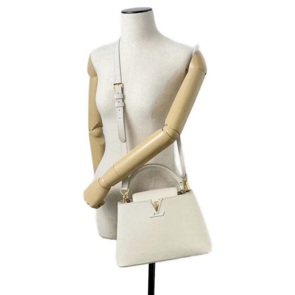 9721876 04 Louis Vuitton Capucines BB Bag Ostrich White