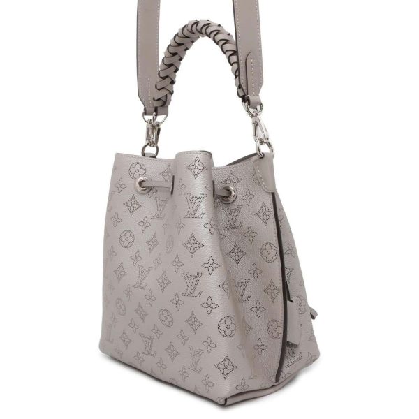 9731868 02 Louis Vuitton Mahina Bag Monogram Black