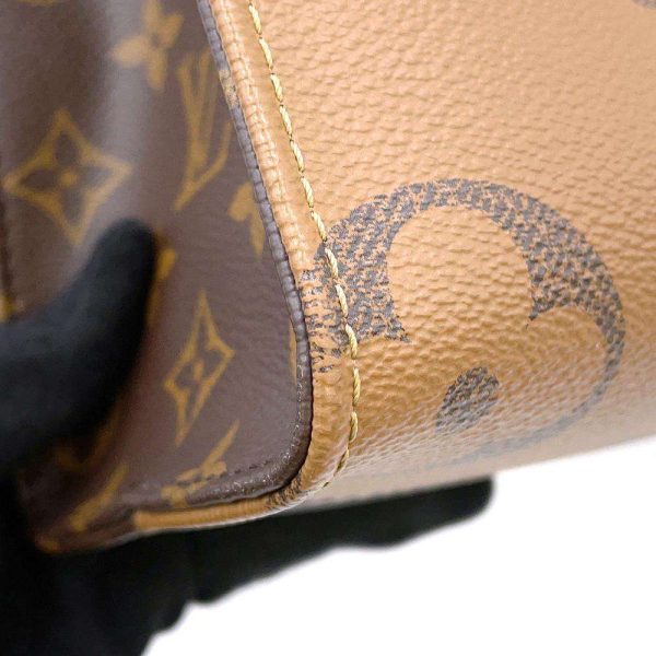 9733770 09 Louis Vuitton On the Go PM Handbag Monogram Reverse