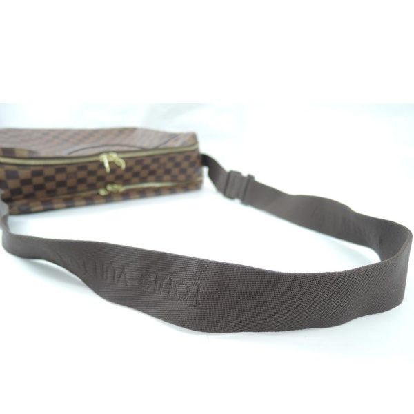 97736 4 Louis Vuitton Dorso Duro Bag Damier Ebene