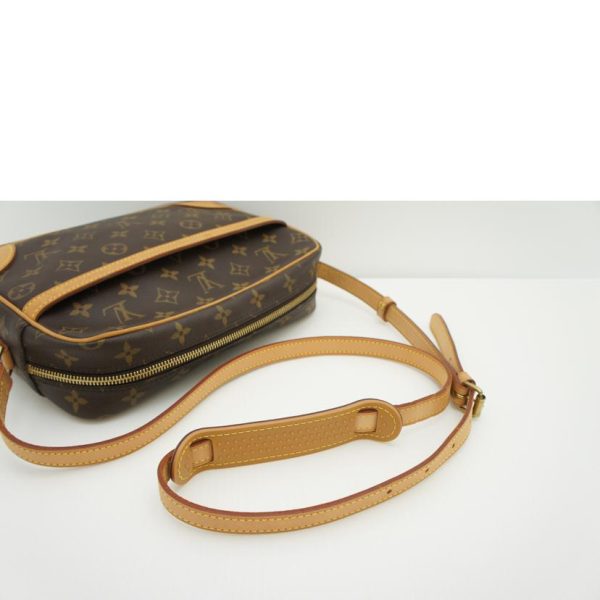 98617 4 Louis Vuitton Trocadero PM Bag Monogram