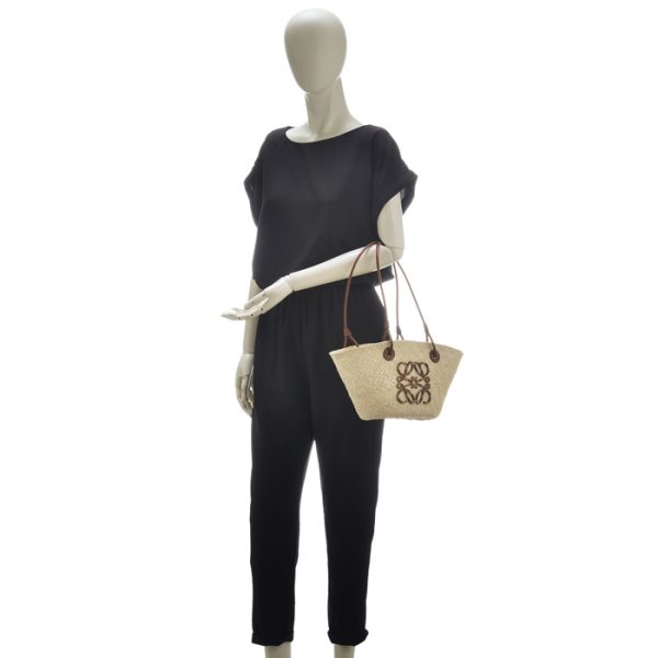 a223p65x0100432435 7 LOEWE Anagram Small Tote Basket Bag Brown