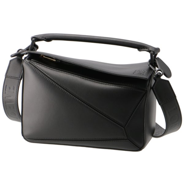 a510s21x880079 1 LOEWE Puzzle Small Shoulder Bag