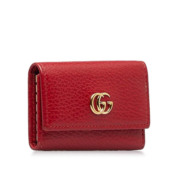 a8lpt4mz1enkiin4 2 Gucci Petit GG Marmont 6 Rows Gold Hardware Key Case Red